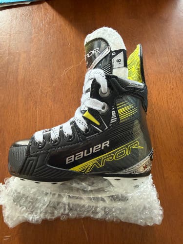 2023 Bauer Vapor X4 Hockey Skates 8 (New)
