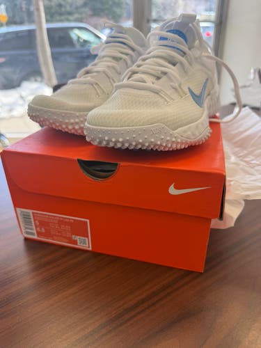 White Unisex Size M 5.0 (W 6.0) Nike Low Top Huarache 9 Elite Low Turf Cleats (New)