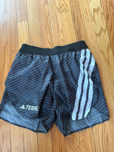 Adidas Terrex Pro Running Shorts Men’s Small New W Tags $80 Retail