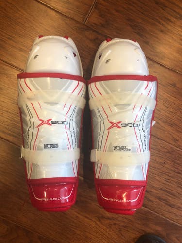 Junior Bauer Vapor X900 12" Shin Pads (Used)