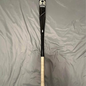 2022 DeMarini Voodoo Alloy BBCOR Certified Bat (-3) 30 oz 33" (Used)