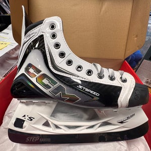 White 2025 CCM JetSpeed FT8 Pro Hockey Skates Regular Width 8 (New)
