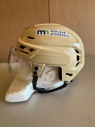 CCM Tacks 710 Pro Stock Hockey Helmet Visor Combo Small Wheat Beige WILD 6154