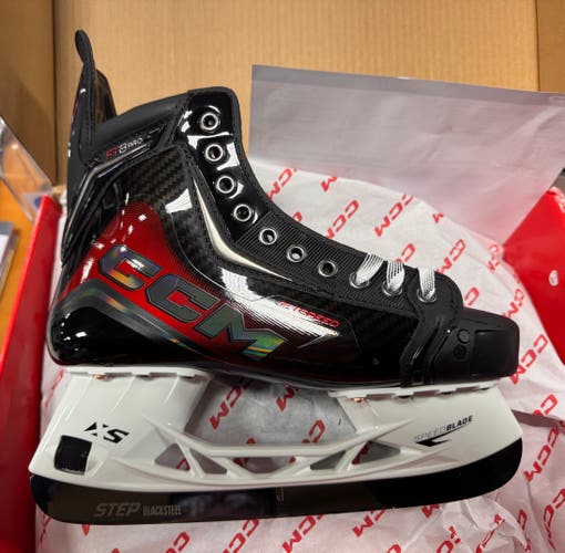 Black 2025 CCM JetSpeed FT8 Hockey Skates Regular Width INT 6.5 (New)