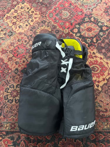 Youth Large Bauer Supreme Ultrasonic Hockey Pants (Used)