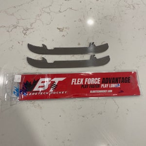 Bladetech Hockey mirrored stainless steel runner