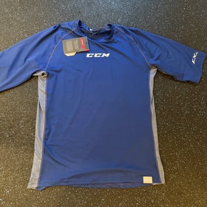 Blue Medium Men's CCM Base Layer (New)