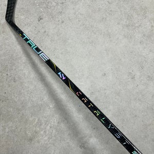 90 Flex P29 Senior True Catalyst 9x3 Right Hand Hockey Stick Pro Stock (New)