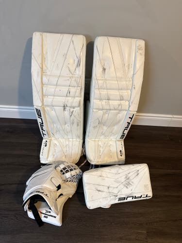 34" True Catalyst 9x Regular Goalie Full Set