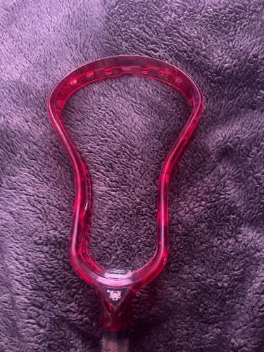 Ecd ion lacrosse head