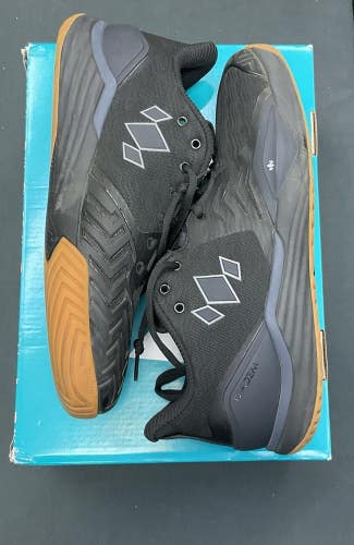 Diadem Court Burst Mens Size 10.5 Black/Gum Court Shoes