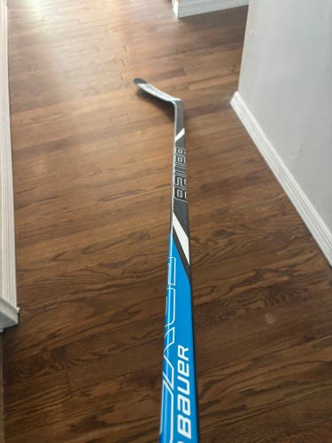 Nexus E.40 Bauer Senior Left Hand Hockey Stick P88 87 Flex (New)