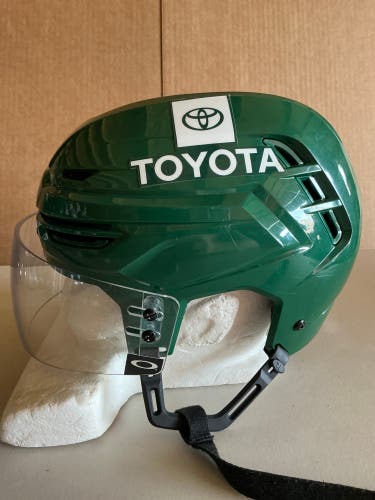 Warrior Alpha One Pro Stock Hockey Helmet Visor Combo Medium Forest Green WILD 9865