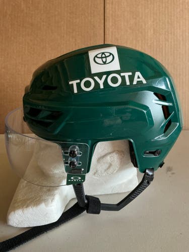 CCM Tacks 710 Pro Stock Hockey Helmet Visor Combo Small Forest Green WILD 6625
