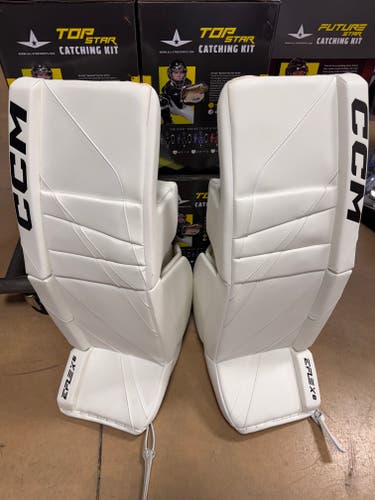 34" CCM Extreme Flex 6 Goalie Leg Pads