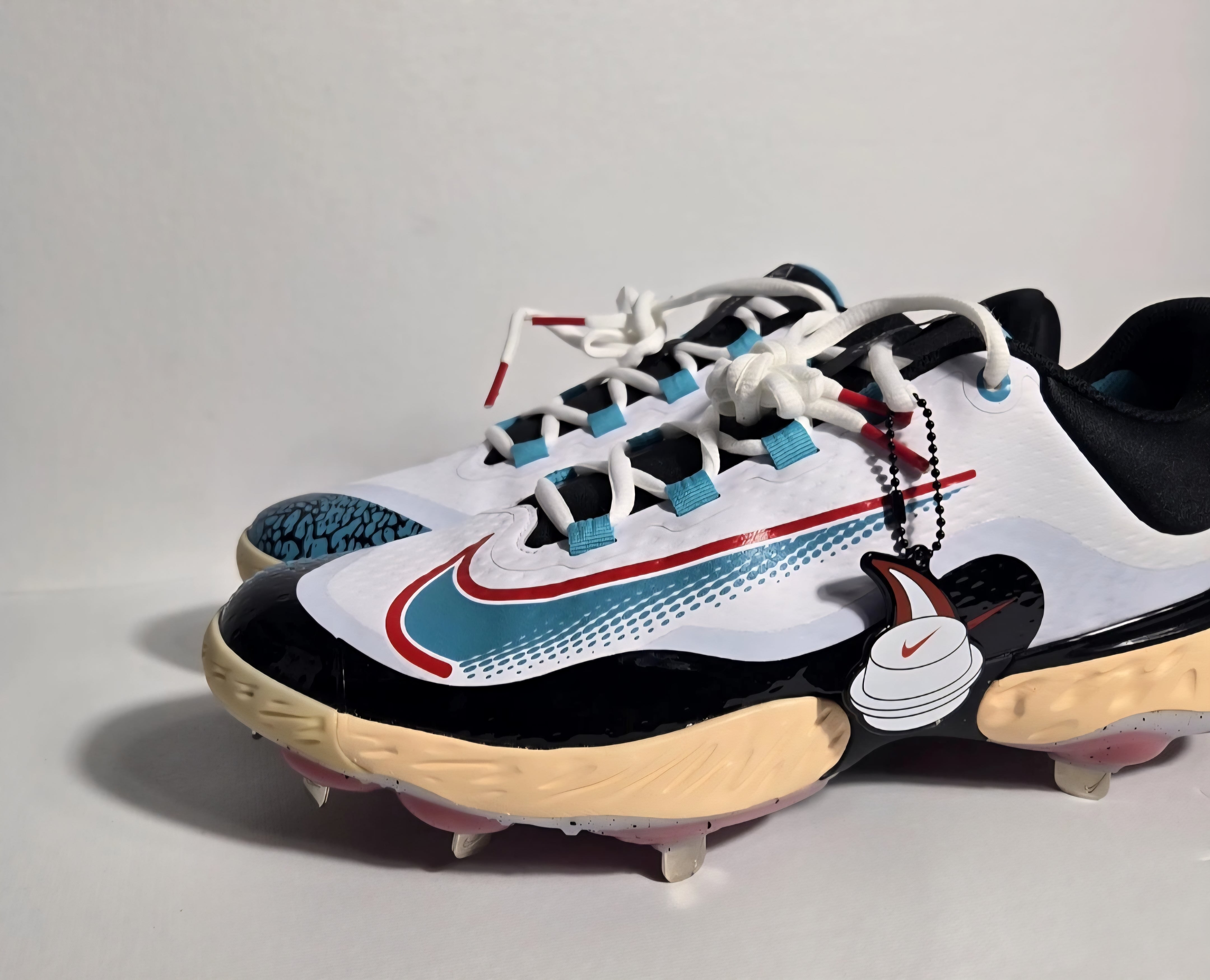 Nike Alpha Huarache Elite 4 Low Metal Baseball P.E Sample 