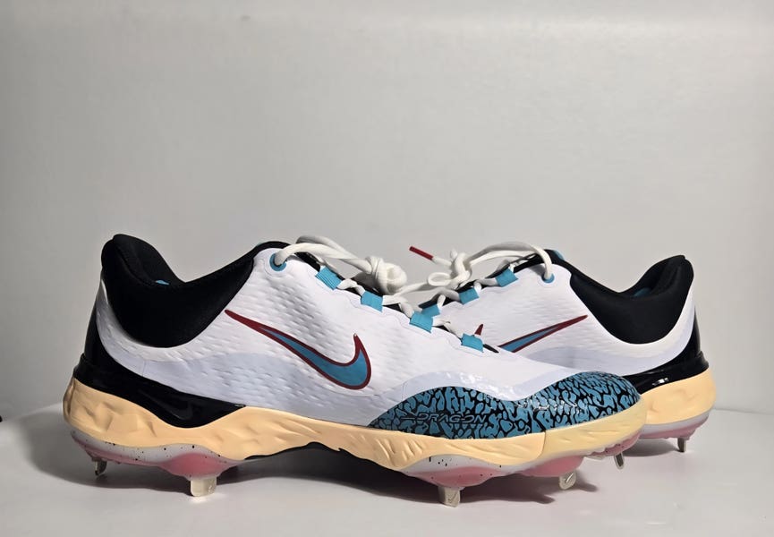 Nike Alpha Huarache Elite 4 Low Metal Baseball P.E Sample  display picture 3
