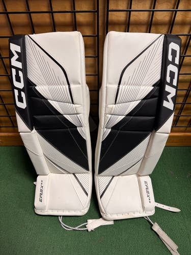 30" 2023 CCM Extreme Flex E6.5 White/Black Goalie Leg Pads (New)