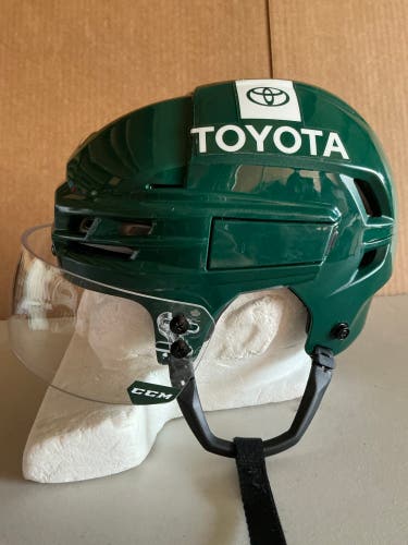 CCM Tacks 910 Pro Stock Hockey Helmet Visor Combo Small Forest Green WILD 2215
