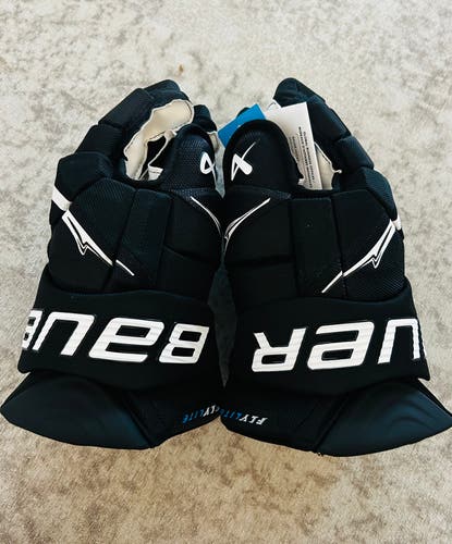 Bauer Vapor Flylite Gloves 14" (New)
