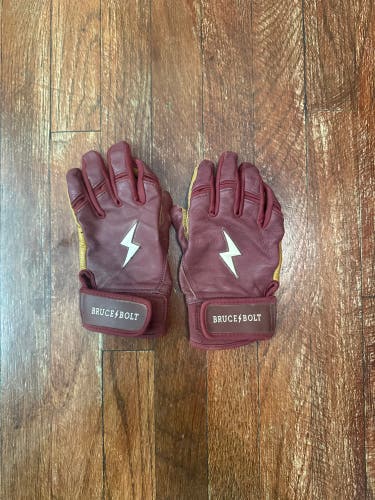 Bruce Bolt Youth Medium - Maroon