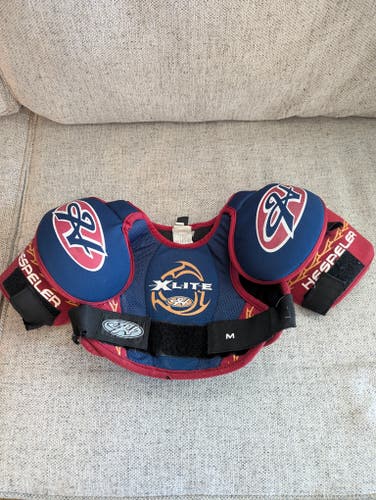 Medium Junior Hespeler Shoulder Pads (Used)