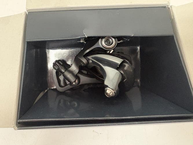 Shimano Ultegra RD-6800 Short Cage 11-Speed Rear Road Bike Derailleur NEW