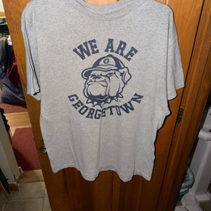 Vintage Men’s XL Gray Georgetown Short Sleeve Shirt