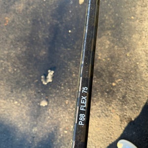 Senior Styled Right Handed Hockey Stick 75 Flex (New)