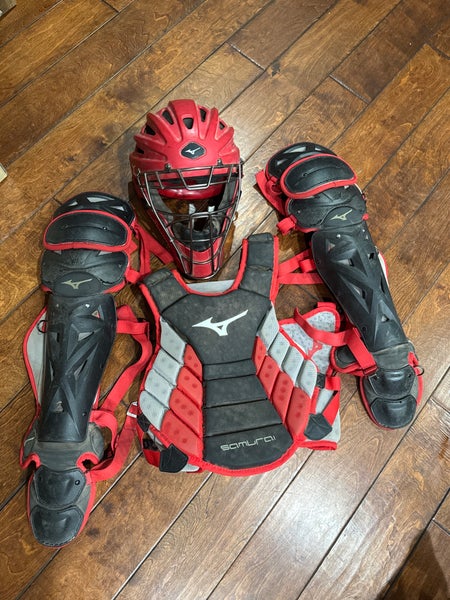 Youth Mizuno Samurai Catcher's Combo (Used)