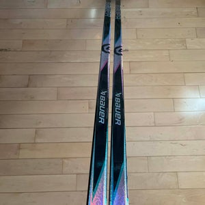 NEW 2 PACK 2x Senior Bauer Proto2 P92 70 Flex Right Hand Hockey Stick