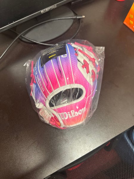 2024 Wilson A2000 RH Infield Baseball Glove 11.25" (New)