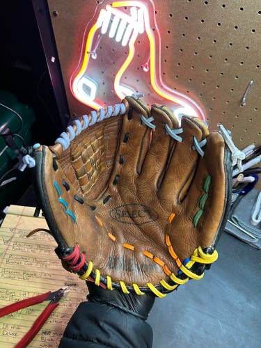 Wilson Select Model YOUTH Baseball Glove, 10” (Conditioned & Relaced)