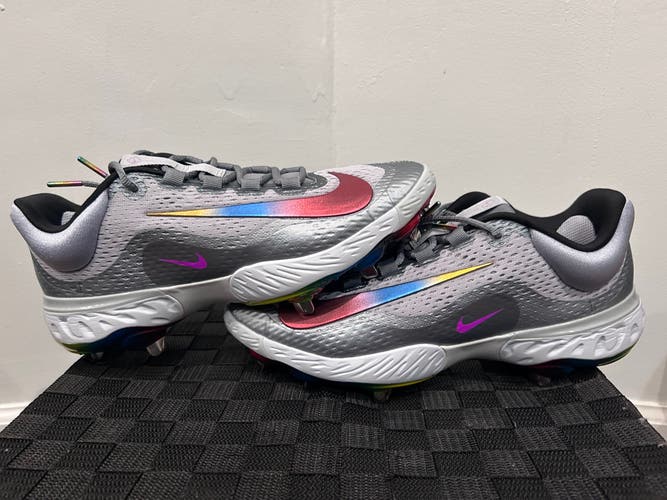 Men's Size M 10.5 (W 11.5) Adult Nike Nike alpha huarache elite 4 Low Top Metal (New)