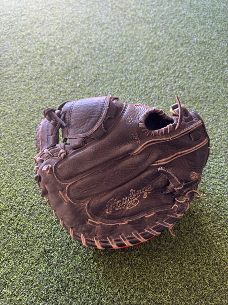 Rawlings RH Catcher's Baseball Glove 32" (Used)
