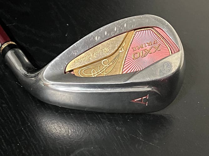 *GREAT* XXIO Prime Royal Edition Ladies Approach Wedge RH Stock Shaft & Grips