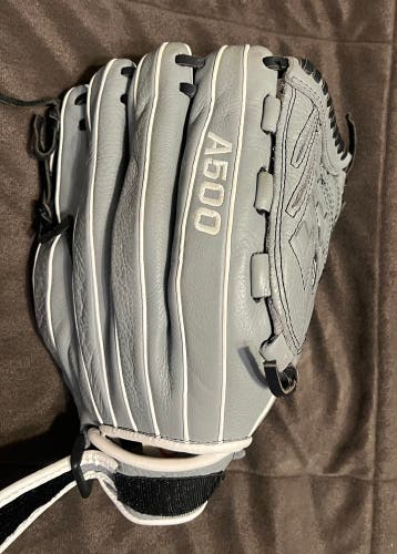 2022 Wilson A500 Baseball/ Softball Glove 12.5" (Used)