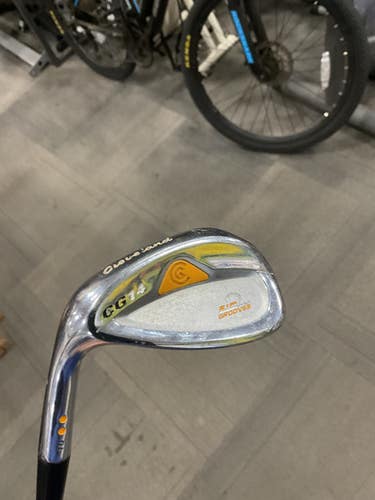 Used Cleveland CG14 ZIP GROOVES Golf Wedge Mens LH 52 Degree 11614-S000230106