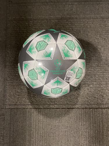 Used Adidas UEFA CHAMPIONS LEAGUE BALL All Size Soccer Ball Dark Grey And Green 3 11614-S000230087