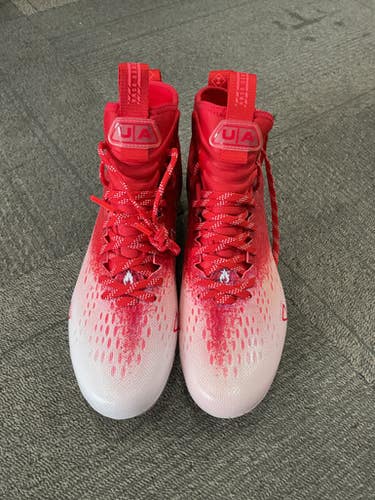 Used Under Armour LOCKED DOWN SPOTLIGHT Adult FB Cleats Red And White Senior 9 11614-S000230082