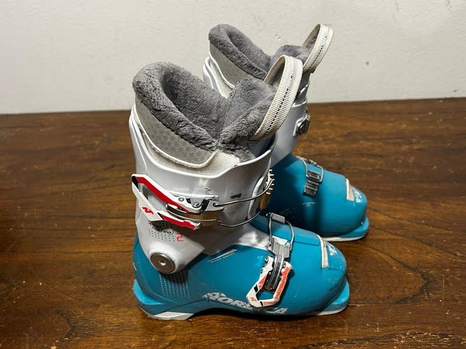 2026 Nordica Speedmachine 2 Girls Downhill Ski Boots US Girls 13 /  Mondo 19.5