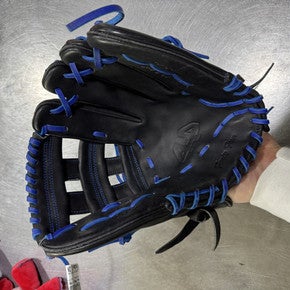 Used 44 PRO 44 PRO SIGNATURE SERIES BB/SB Glove RH Throw Royal Blue 12 1/2" 11605-S000212817