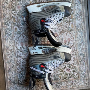 Bauer Vapor XX Skates 9D