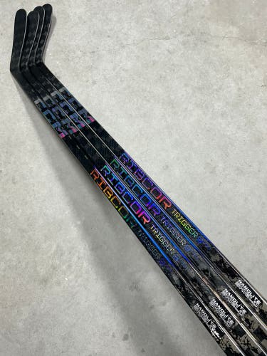 4 PACK 80 Flex P29 Senior CCM RibCor Trigger 9 Pro Right Hand Hockey Stick Pro Stock (New)