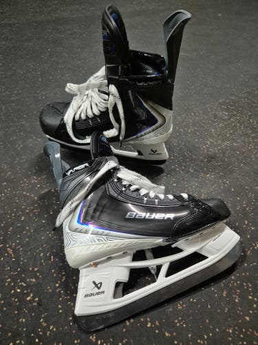 White/Blue 2025 Bauer Vapor Flylite Hockey Skates (Used)