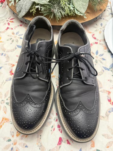 Men's Size M 10.5 (W 11.5) Footjoy Traditions Golf Shoes (Used)