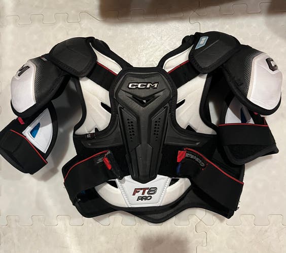 Large Junior CCM JetSpeed FT8 Shoulder Pads (Used)