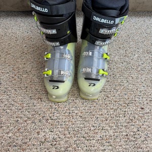 Mondo 26 & 26.5 Kid's Dalbello All Mountain Menace 4 Ski Boots Soft Flex (Used)