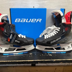 2023 Bauer Vapor X5 Pro Hockey Skates Regular Width Size 6.5 (New)