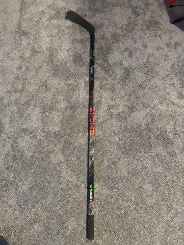 Senior True HZRDUS Smoke Left Hand Hockey Stick P28 65 Flex (New) (used once to test)